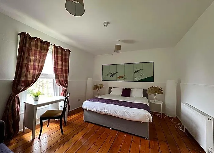 Guestling House