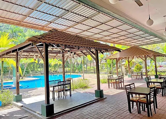 Teluk Batik Holiday Apartment