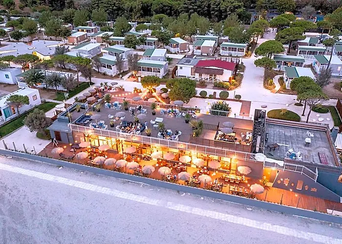 Pini Beach Village