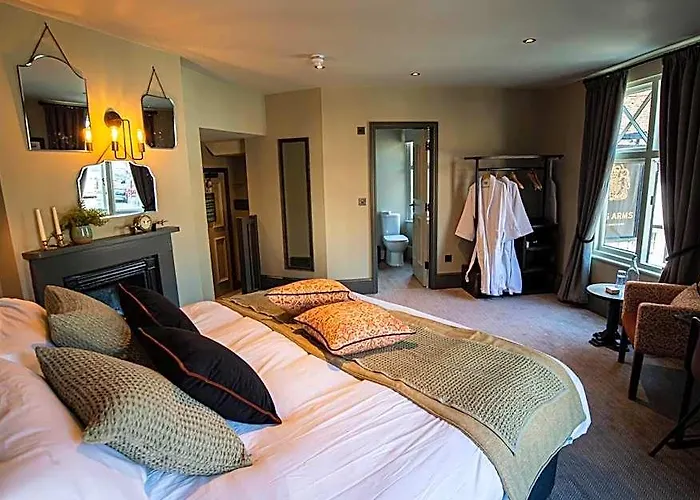 Kings Arms Hotel