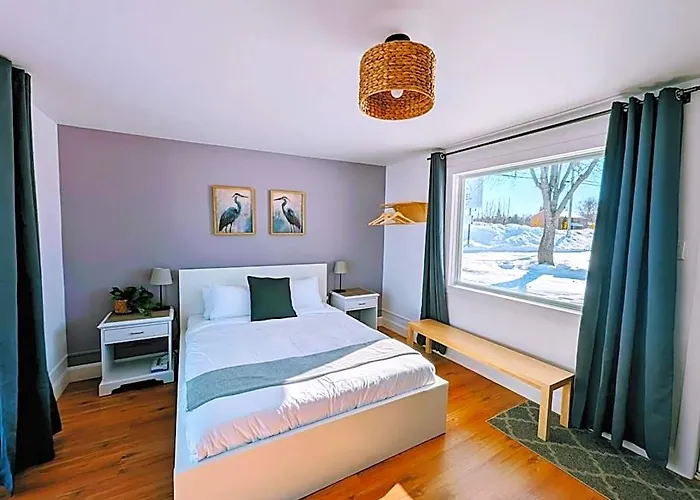 La Plage Motel