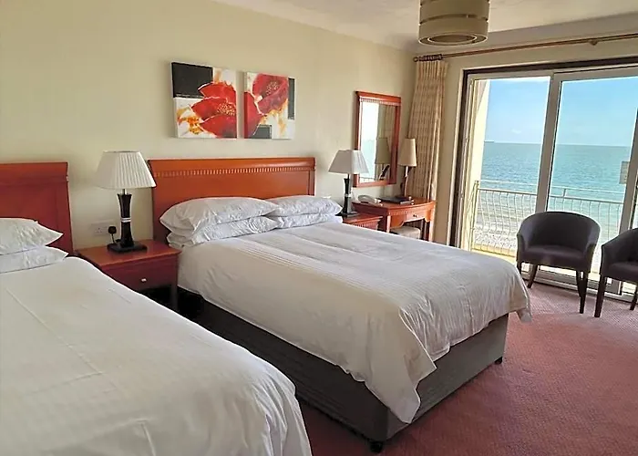 Sandringham Hotel - Seafront, Sandown, Isle Of Wight - Free Car Ferry Ticket For 3 Nts, 1-2 Nts From 109 Pounds