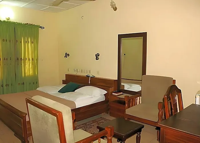 Liz Ani Hotel