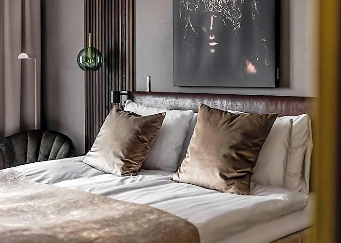 Xhotel