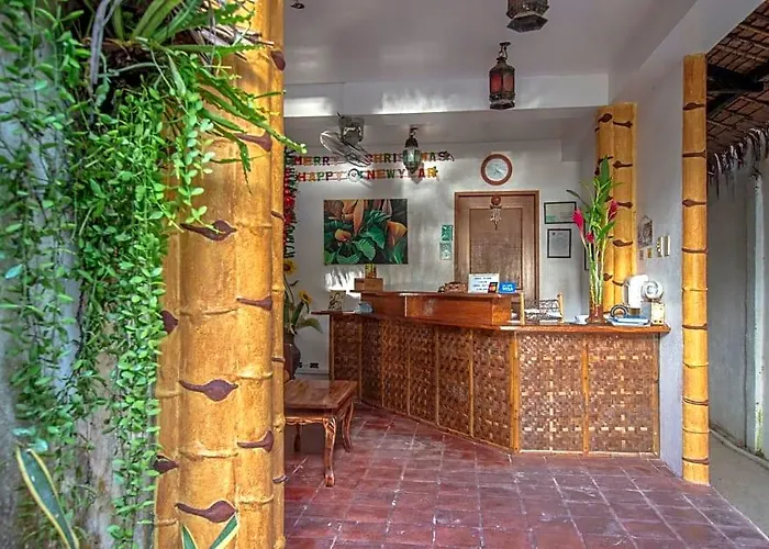 Bamboo Bungalow Resthouse Boracay