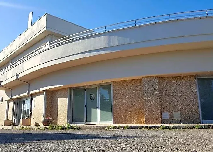 Santa Lucia Hotel