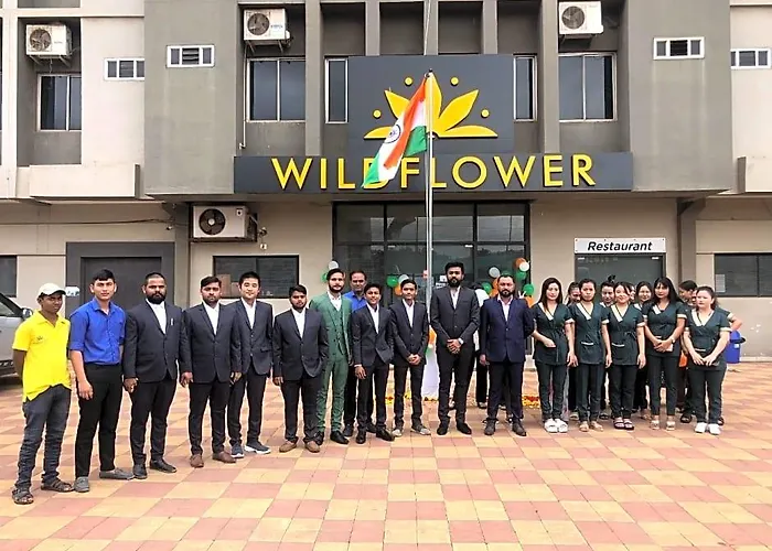 Hotel Wild Flower