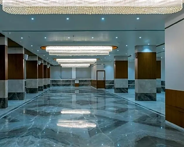 Hotel Four Season