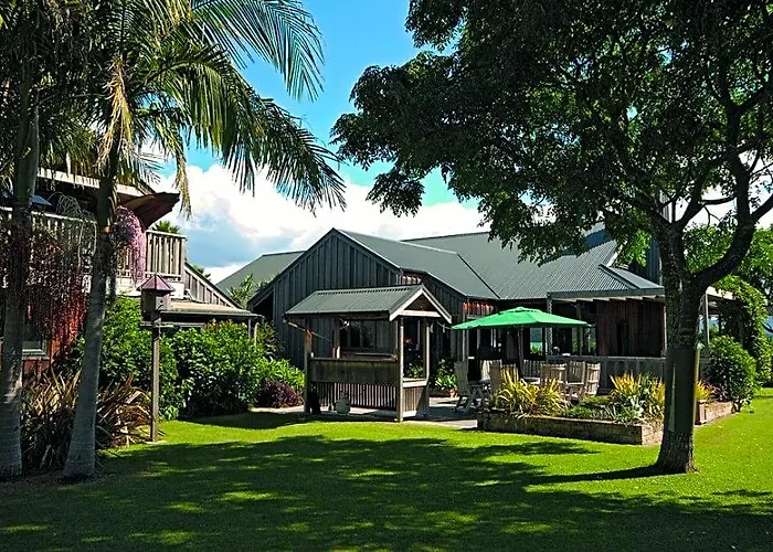 Pawhaoa Bay Lodge