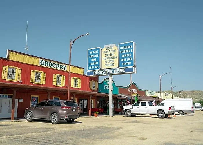 White'S City Cavern Inn