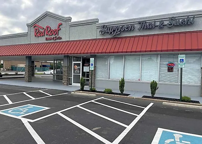 Red Roof Inn & Suites Wilkesboro