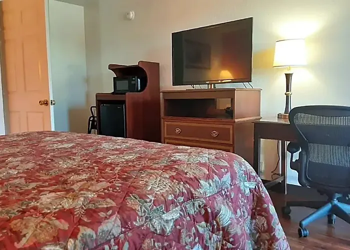 Oyo Hotel Jonesville Nc I-77