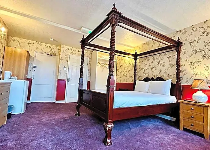 The Columbia Hotel