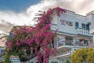 Fevro Hotel