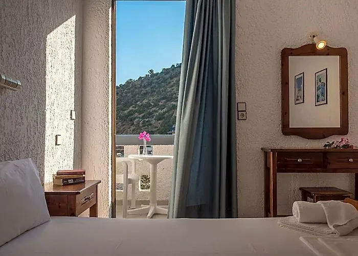 Fevro Hotel
