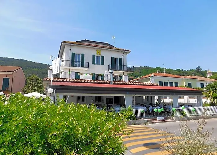 Hotel Garden Bocca Di Magra