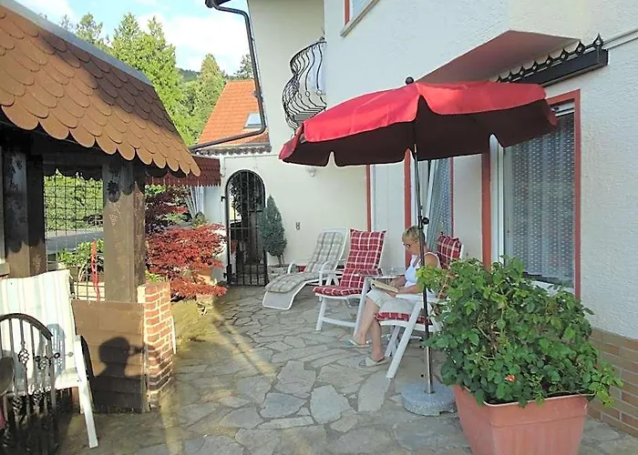 Pension Weinberg Mit Landhaus Nizza