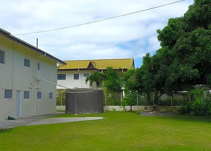 Paradise Lodge