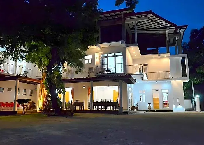Owin Rose Hotel