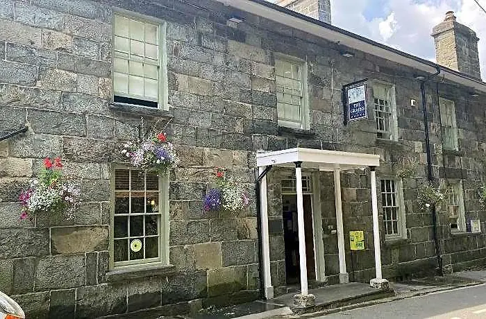 The Grapes Hotel