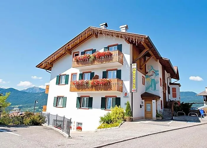 La Montanina Hotel In Val Di Non
