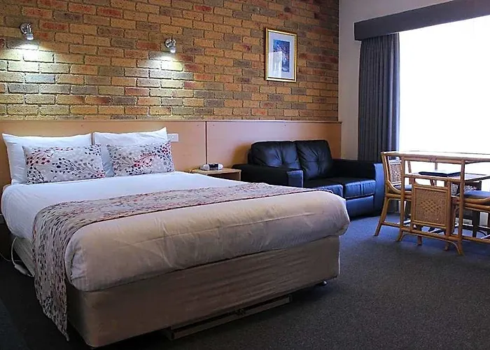 Riverpark Motel