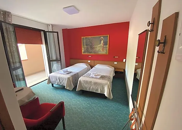 Hotel Rey'S