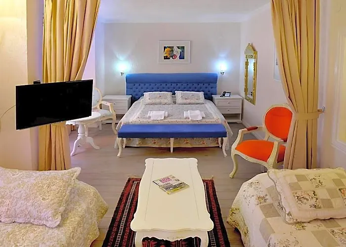 Aeneas Hotel