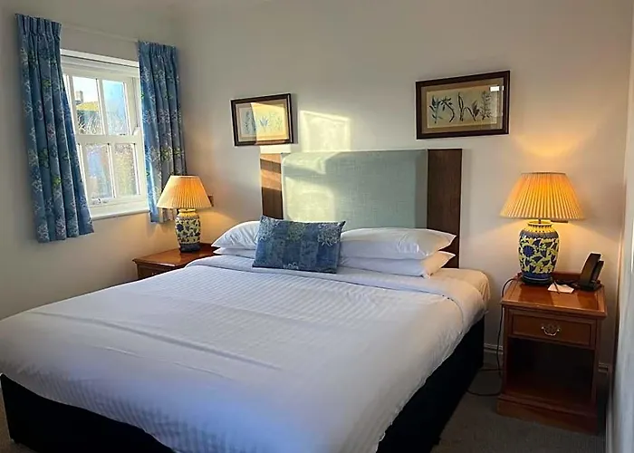 Noel Arms - "A Bespoke Hotel"