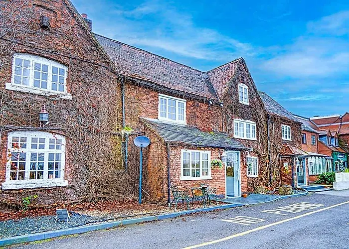 Warwickshire Park Hotel Kenilworth By Belvilla