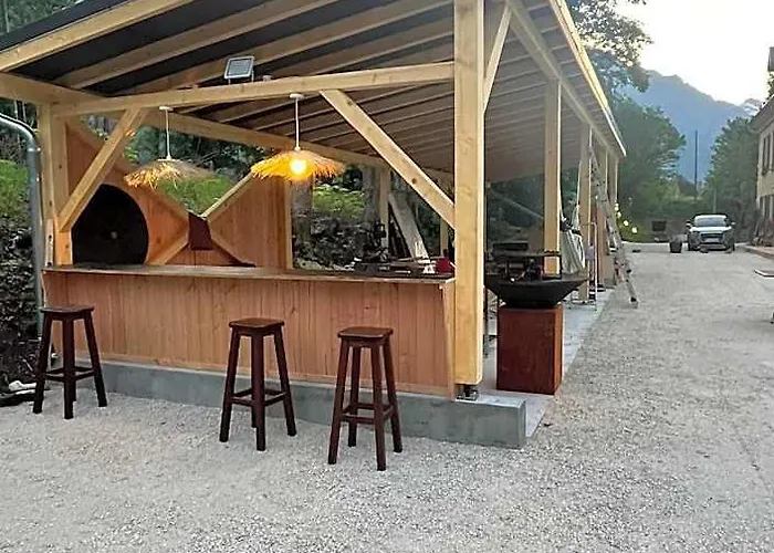 Bo Lodge