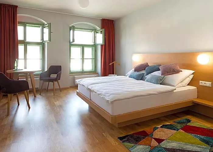 Hotel Tri Knizata
