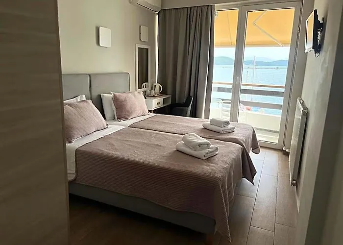 Hotel Avra