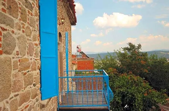 Bergama Taskonak