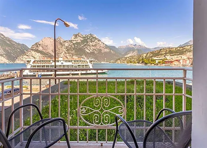 Lake Hotel Ifigenia
