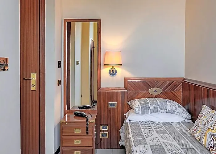 Vintage Hotel Tornese - Business & Events