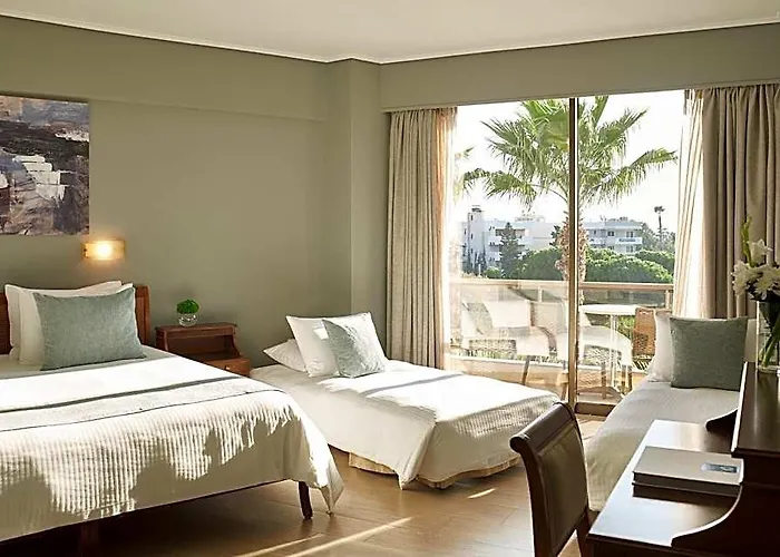 Golden Sun Hotel