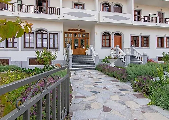 Iro'S Residence