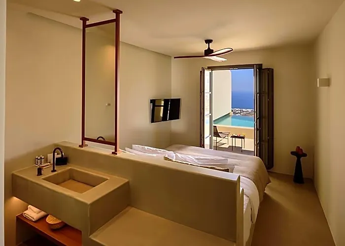 Elessa Hotel