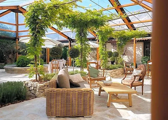L'Abbaye Hotel