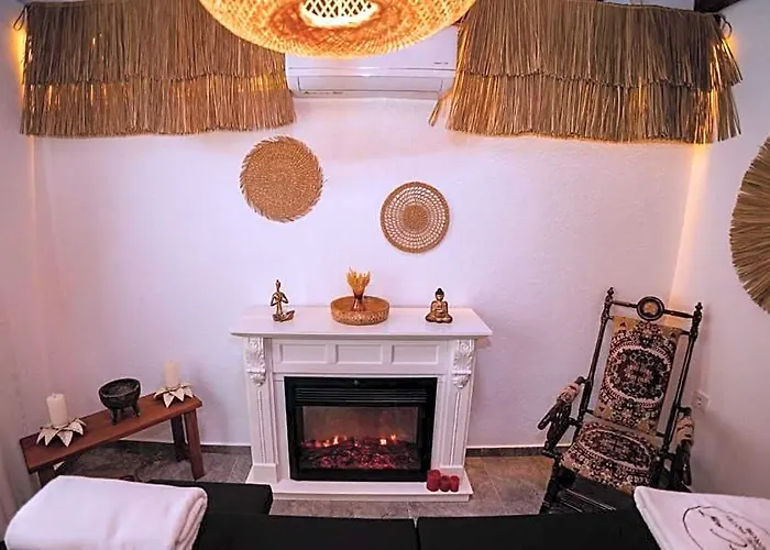 West Coast Boutique Hotel