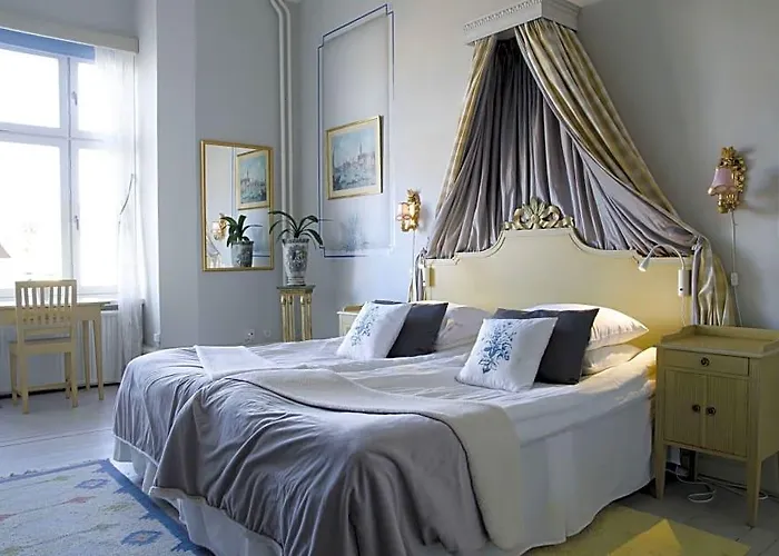 Strand Hotell