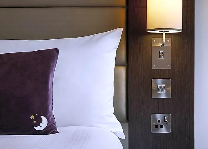 Premier Inn Southampton Airport