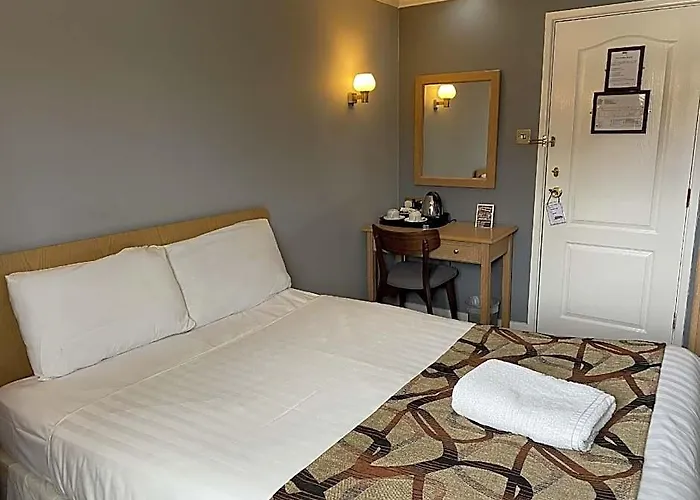 The George Hotel