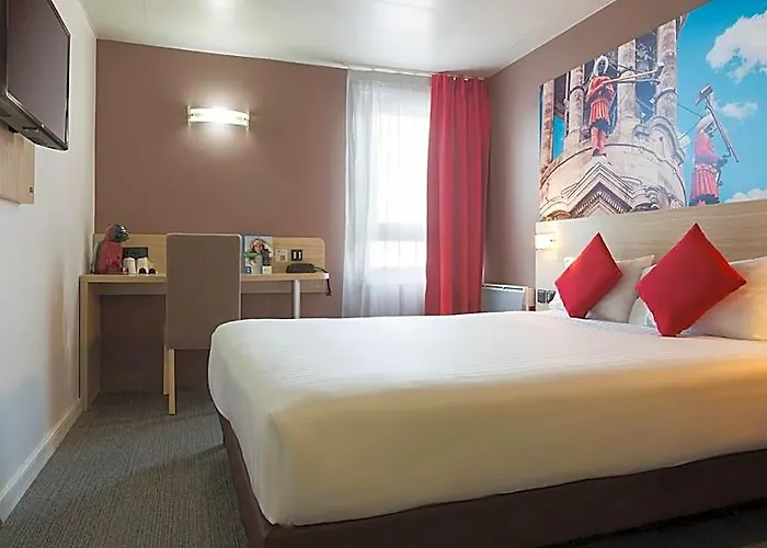 Brit Hotel Confort Cambrai