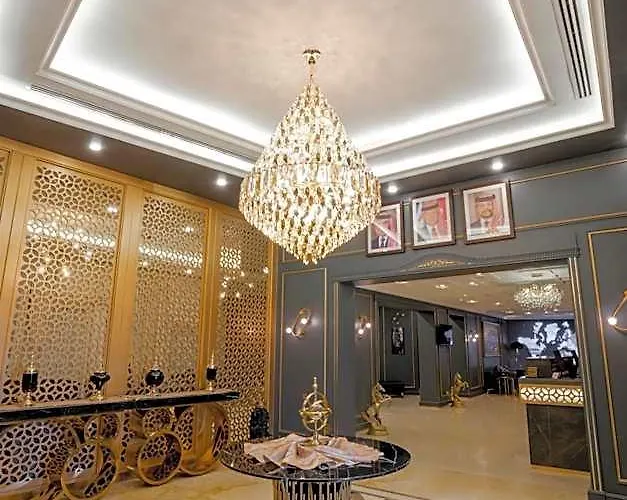 Nishan Hotel