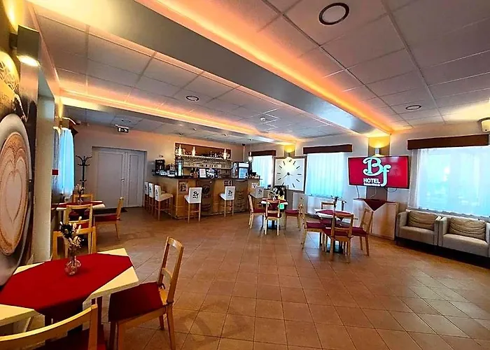 Bf Hotel