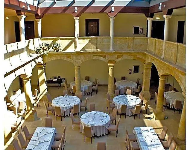 Hotel Palacio De Meras