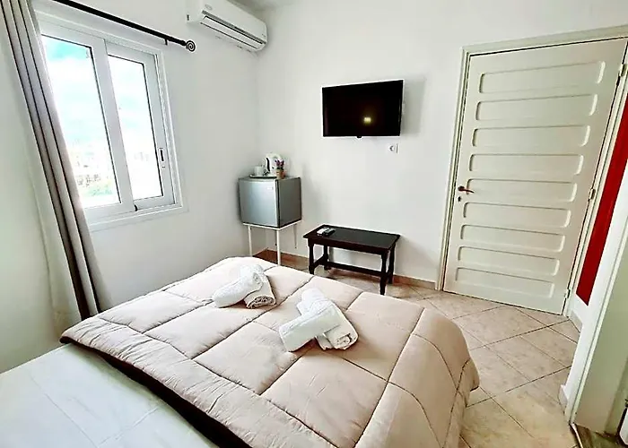 Avra Rooms