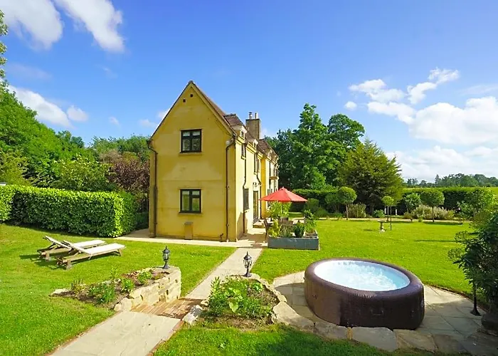 East Lodge Bolney